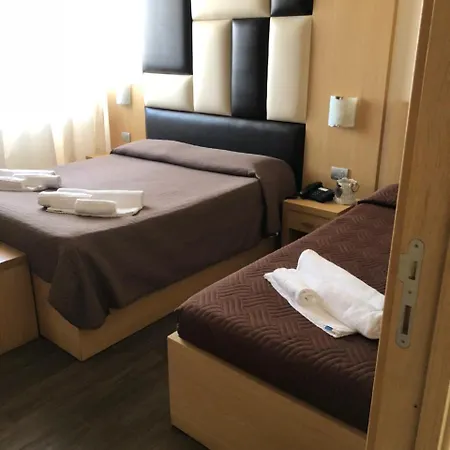Hotel El Sombrero 3*