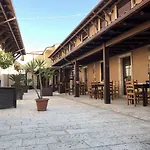El Sombrero 3*