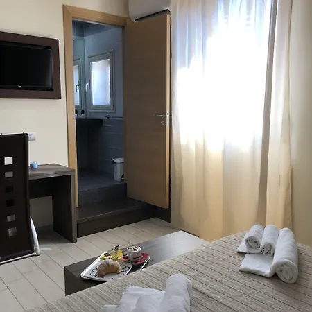El Sombrero 3*